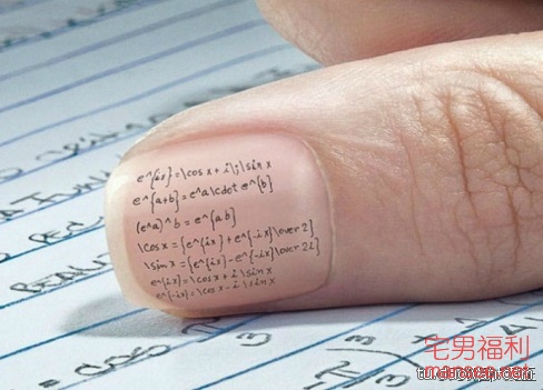 【内涵销魂图】又一波妹纸来袭，开车姿势太销魂了！