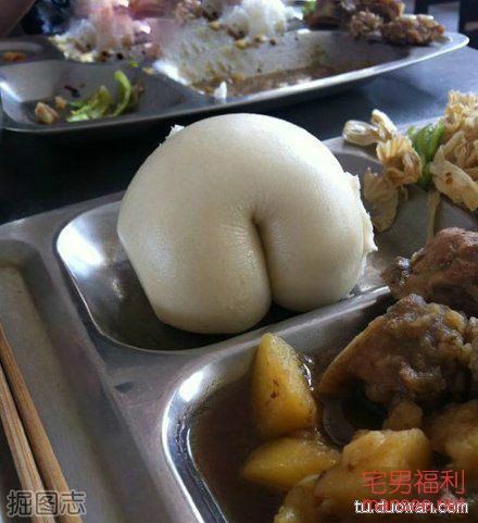 【内涵销魂图】又一波妹纸来袭，开车姿势太销魂了！