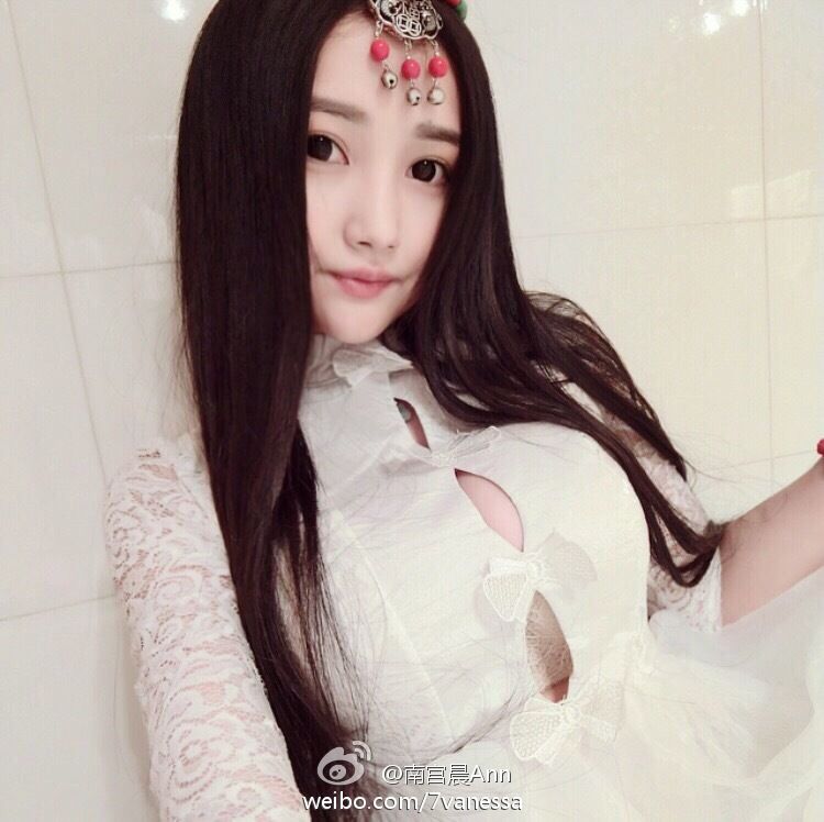 中国好胸器，微博女神南宫晨Anne[219P]