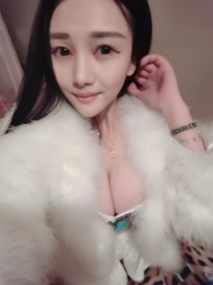 中国好胸器，微博女神南宫晨Anne[219P]