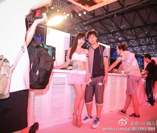 中国版乳神冲田杏梨 金小小猫儿性感写真