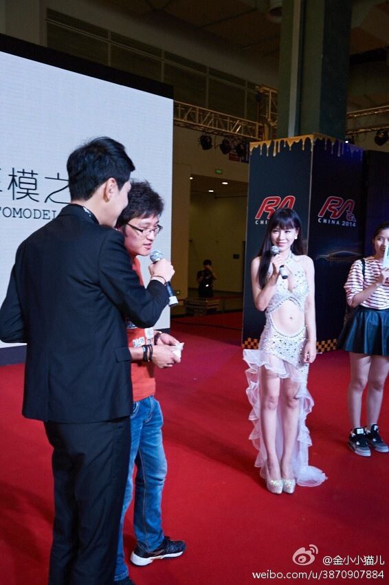 中国版乳神冲田杏梨 金小小猫儿性感写真