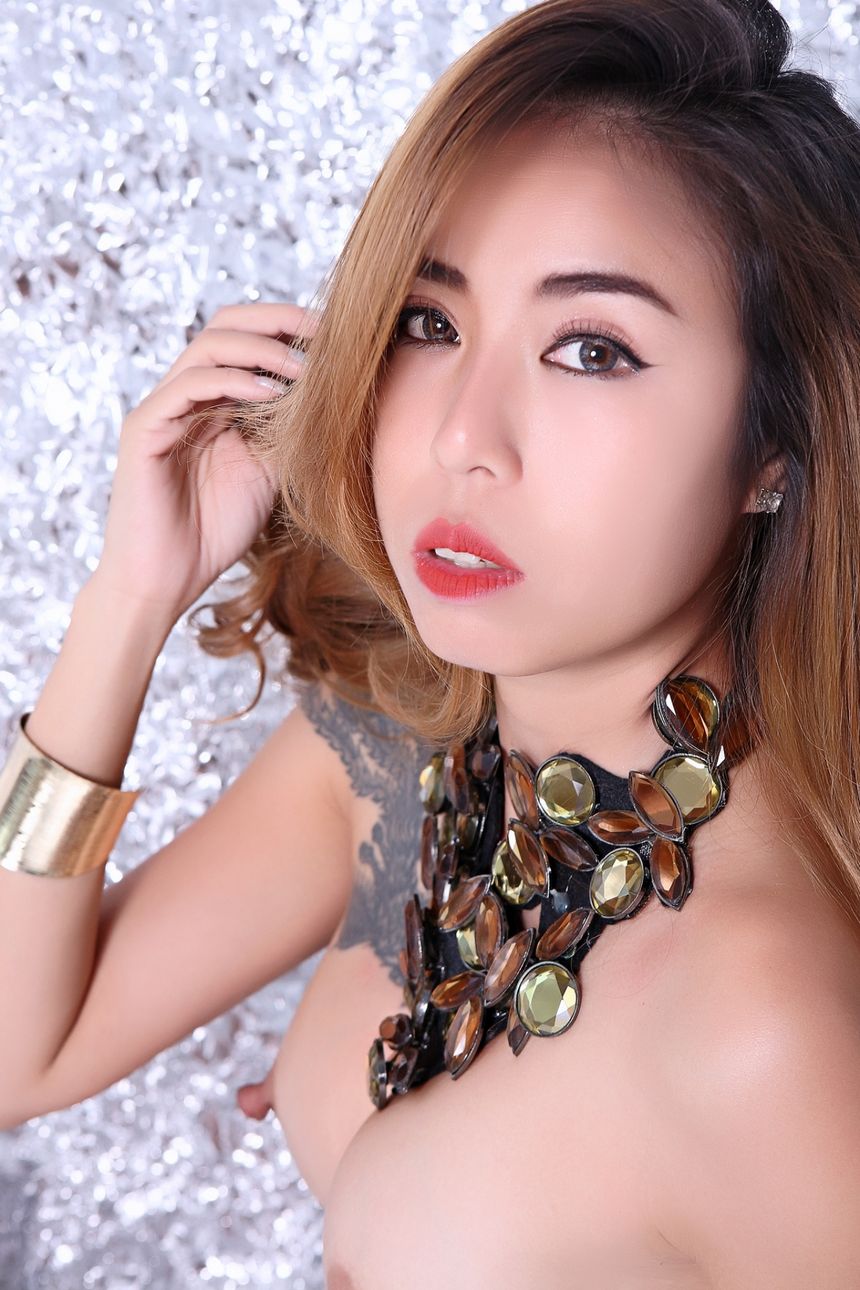 [亚站撸图]Lydia Ying无圣光套图（三）[130P]