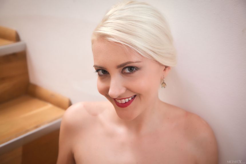 [亚站撸图]极品女神Helena Moeller无圣光套图[80P]