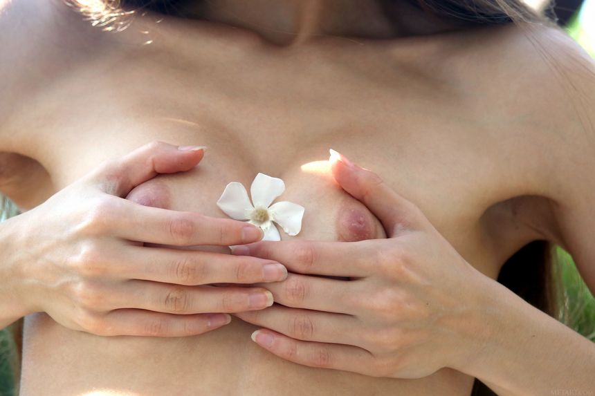 [亚站撸图]极品女神Leona Mia无圣光套图[111P]