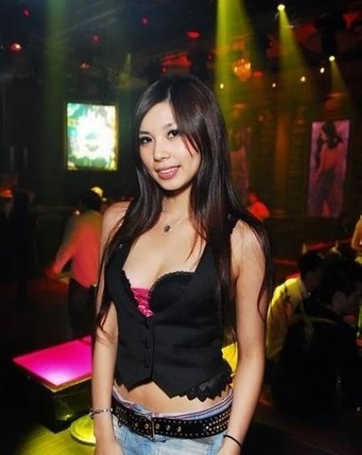 带你走进夜场看骚妹子们妩媚的表情[217P]