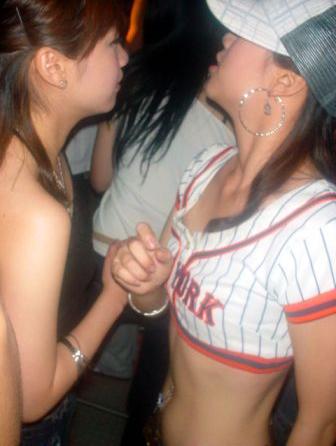 带你走进夜场看骚妹子们妩媚的表情[217P]