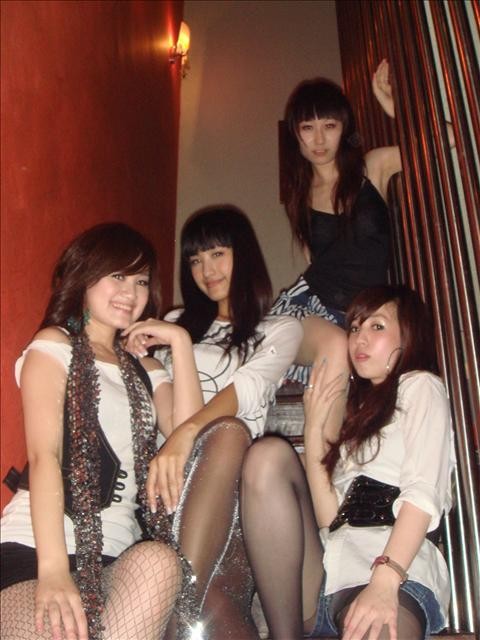 带你走进夜场看骚妹子们妩媚的表情[217P]