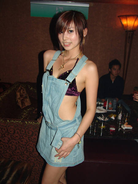 带你走进夜场看骚妹子们妩媚的表情[217P]