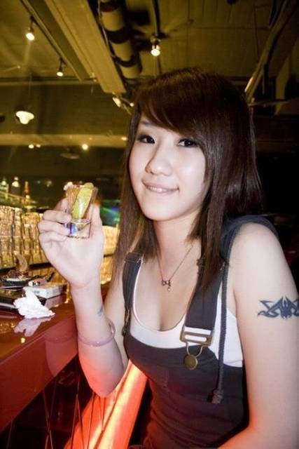 带你走进夜场看骚妹子们妩媚的表情[217P]