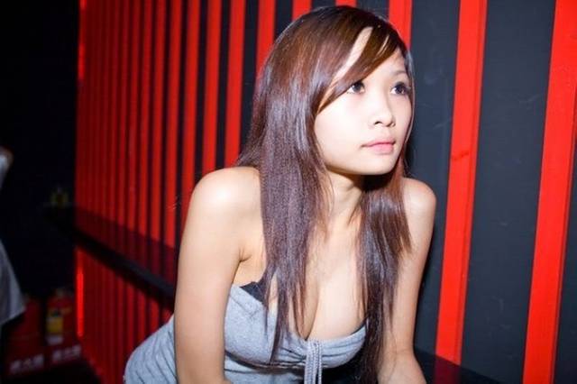 带你走进夜场看骚妹子们妩媚的表情[217P]