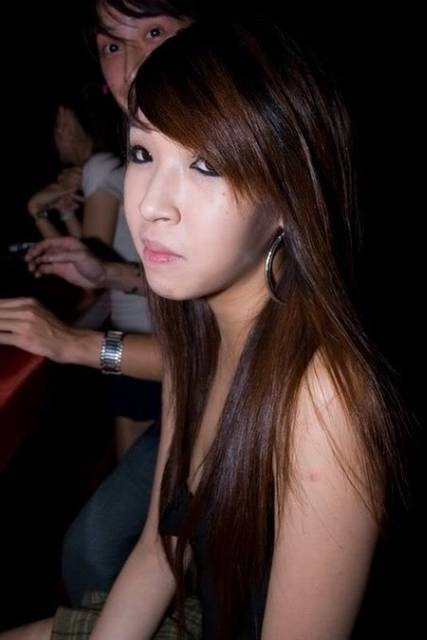 带你走进夜场看骚妹子们妩媚的表情[217P]