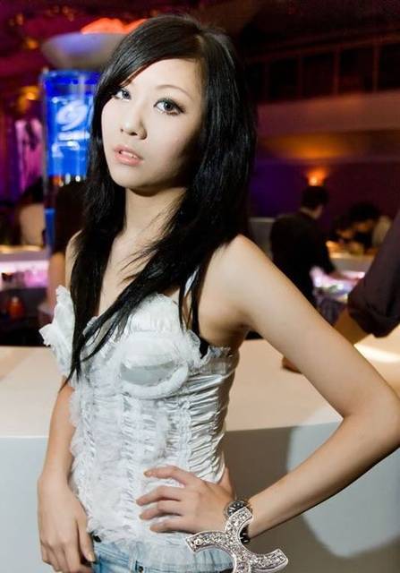 带你走进夜场看骚妹子们妩媚的表情[217P]