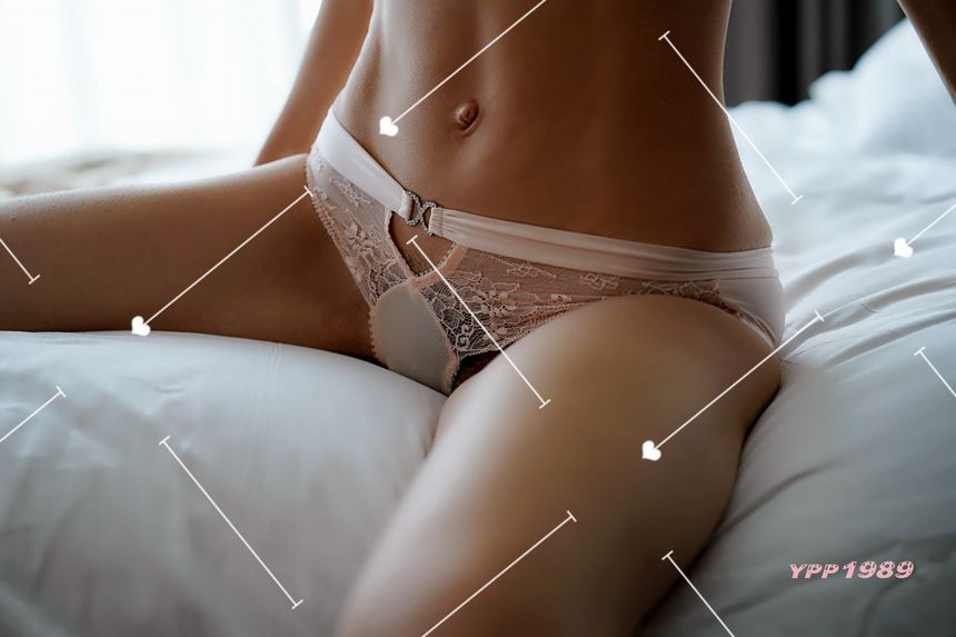 微博女神闫盼盼12月VIP大尺度套图[60P]