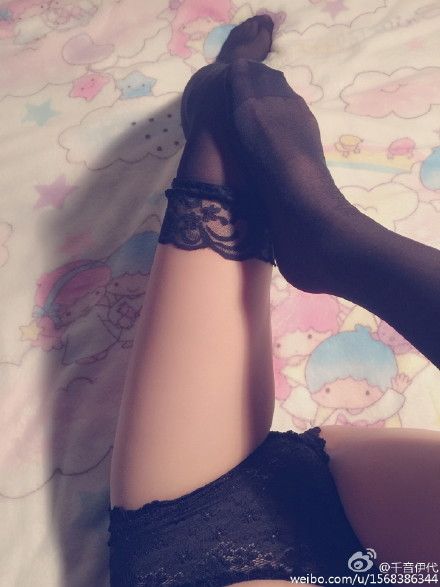 微博热门超美萝莉千音伊代私密套图[96P]