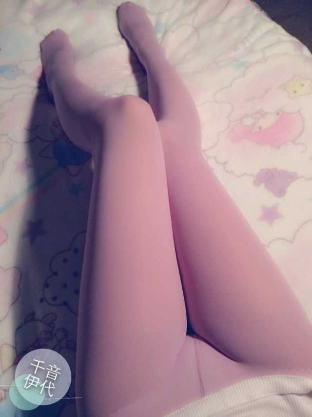 微博热门超美萝莉千音伊代私密套图[96P]