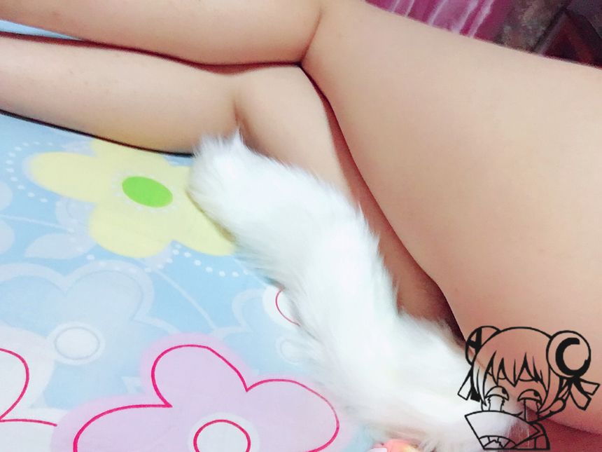 微博红人萝莉只呆不萌的仙女喵收费套图[54P]