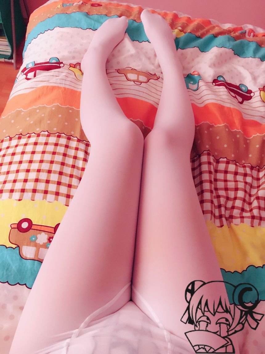 微博红人萝莉只呆不萌的仙女喵收费套图[54P]