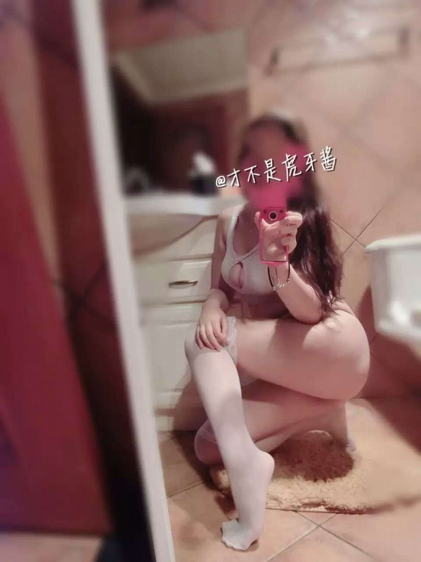 微博红人萝莉才不是虎牙酱VIP无圣光套图[211P]