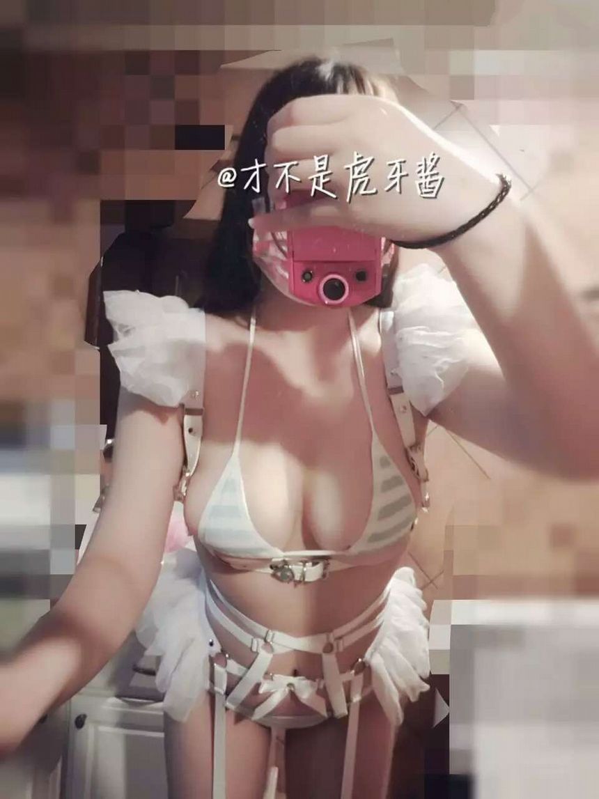 微博红人萝莉才不是虎牙酱VIP无圣光套图[211P]