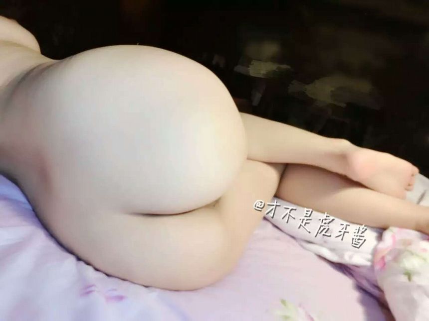 微博红人萝莉才不是虎牙酱VIP无圣光套图[211P]