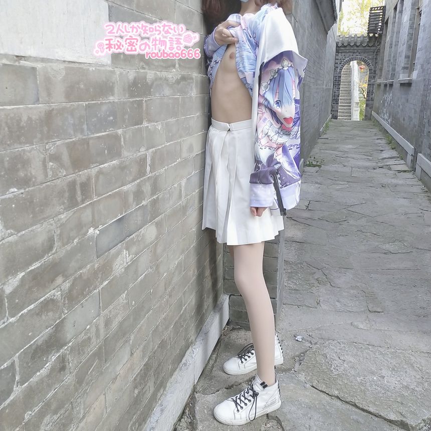 推特福利收集撸至深套图（六）[79P]