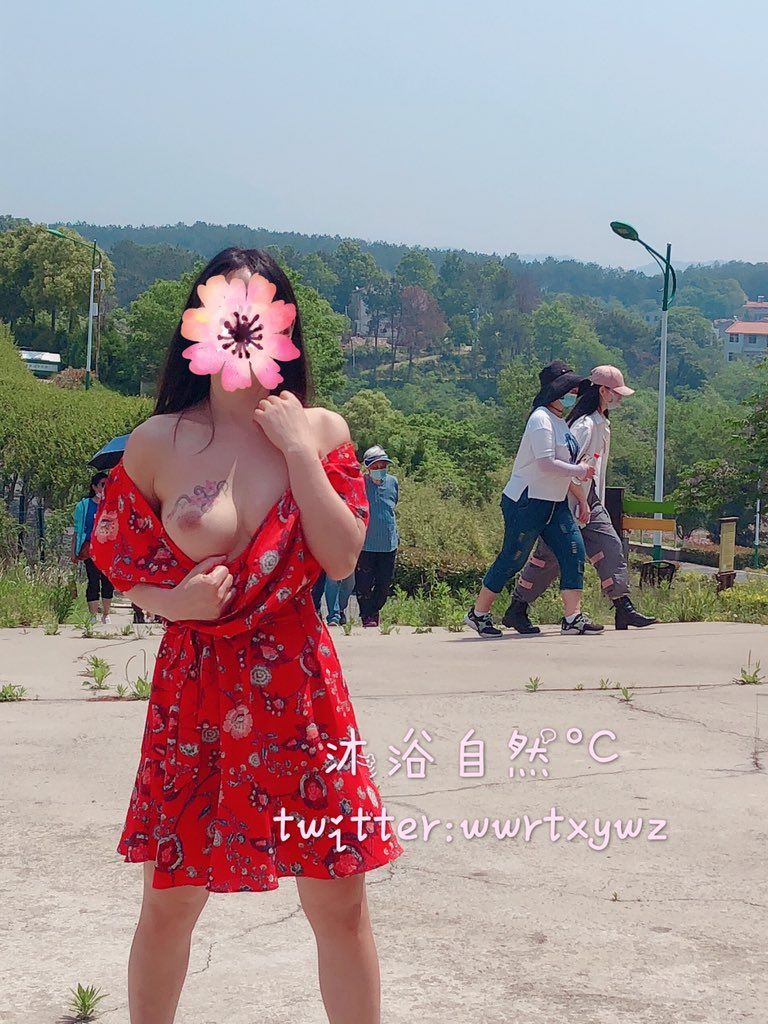 推特福利沐浴自然℃露出撸至深套图视频[109P/3V/52M]