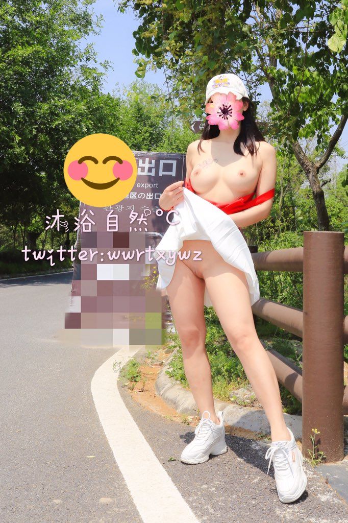 推特福利沐浴自然℃露出撸至深套图视频[109P/3V/52M]