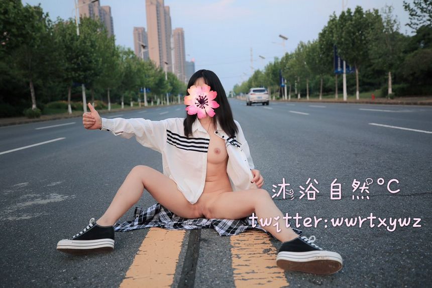 推特福利沐浴自然℃露出撸至深套图视频[109P/3V/52M]