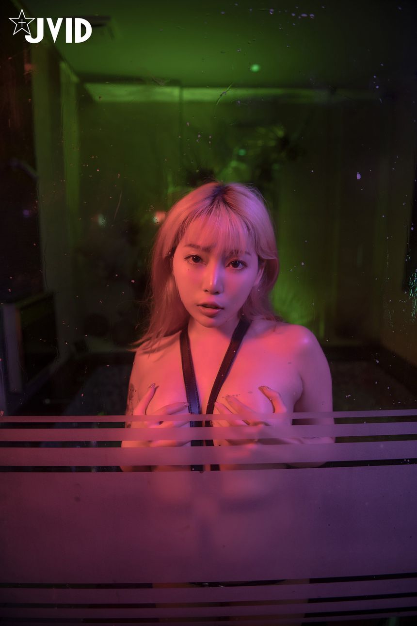 搖曳的光影中被束缚的STACY无圣光套图[114P]