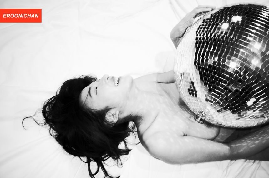 摄影师EROONICHAN出品6月无圣光套图[84P]