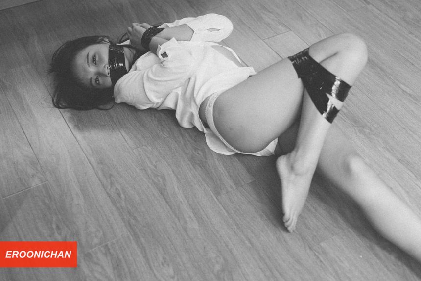 摄影师EROONICHAN出品无圣光套图[80P]