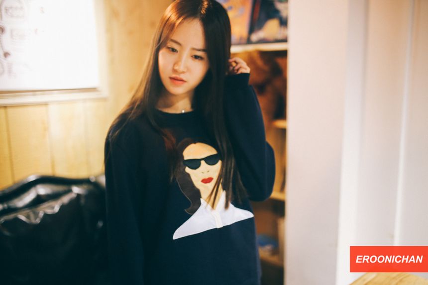 摄影师EROONICHAN出品无圣光套图[80P]