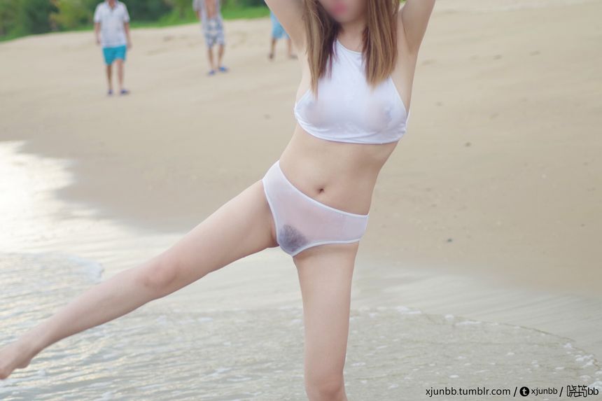 摄影师xjunbb晓筠连体白色深V泳衣VIP无圣光套图[50P]