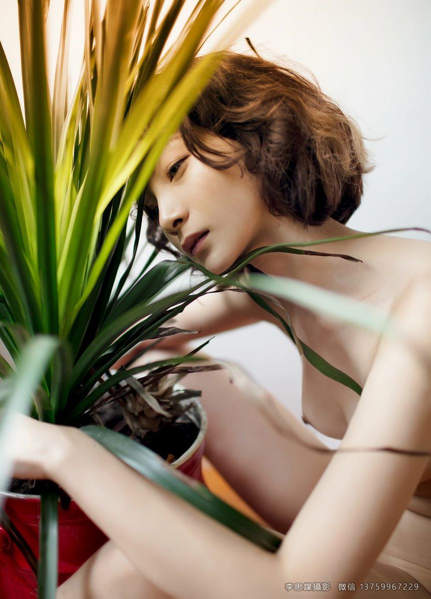 摄影师李思谋出品无圣光套图[77P]