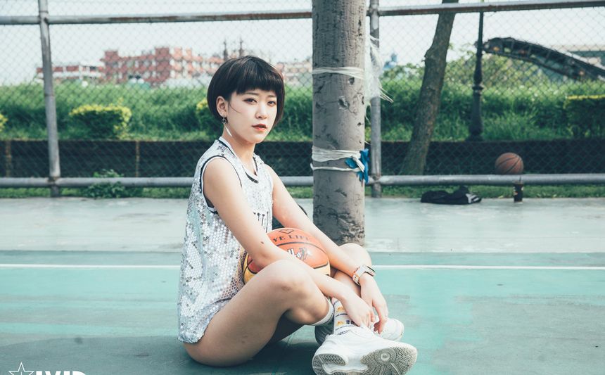 [时效资源]JVID写真篮球队女经理是我们的性宠物撸至深套图视频[100P/2V/142M]