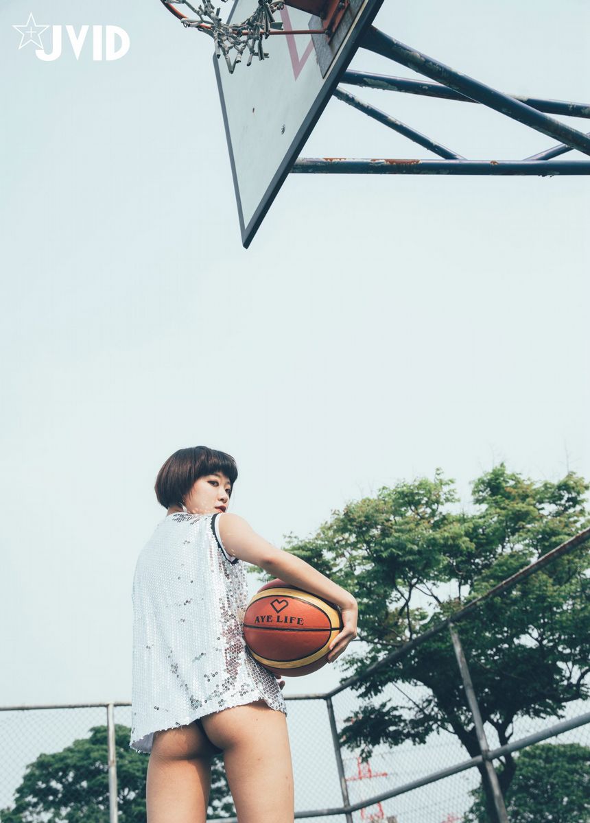 [时效资源]JVID写真篮球队女经理是我们的性宠物撸至深套图视频[100P/2V/142M]