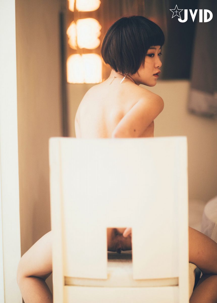 [时效资源]JVID写真篮球队女经理是我们的性宠物撸至深套图视频[100P/2V/142M]