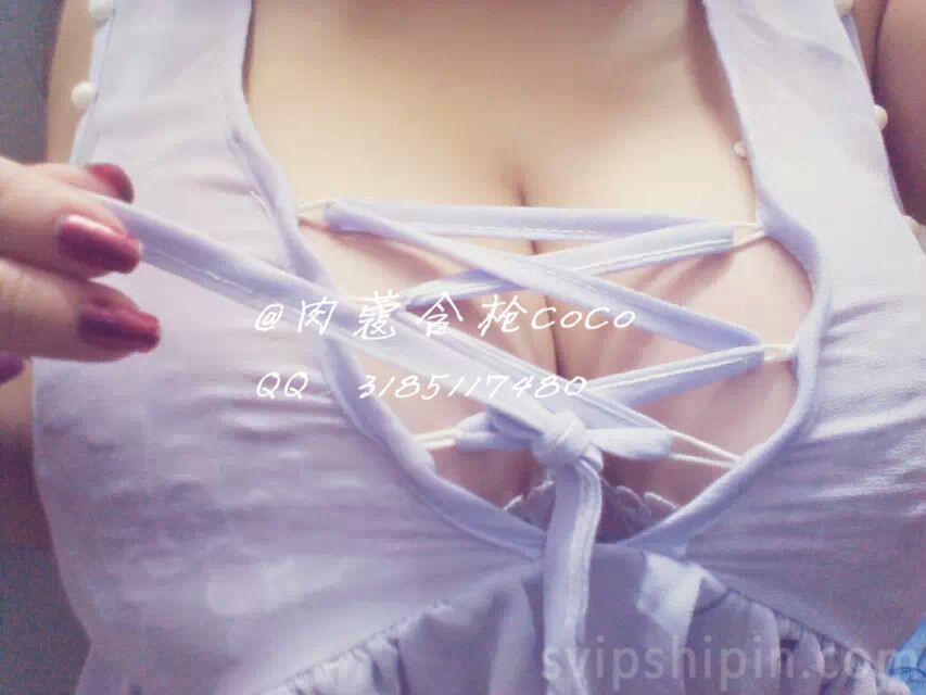 极品奶神网红肉蔻含枪cocoVIP无圣光套图（三）[100P]