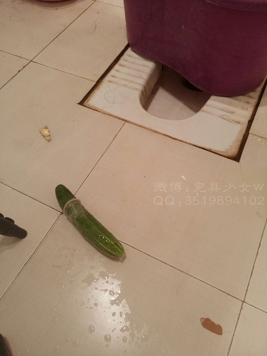 极品微博红人完具少女黄瓜秀无圣光套图[35P]