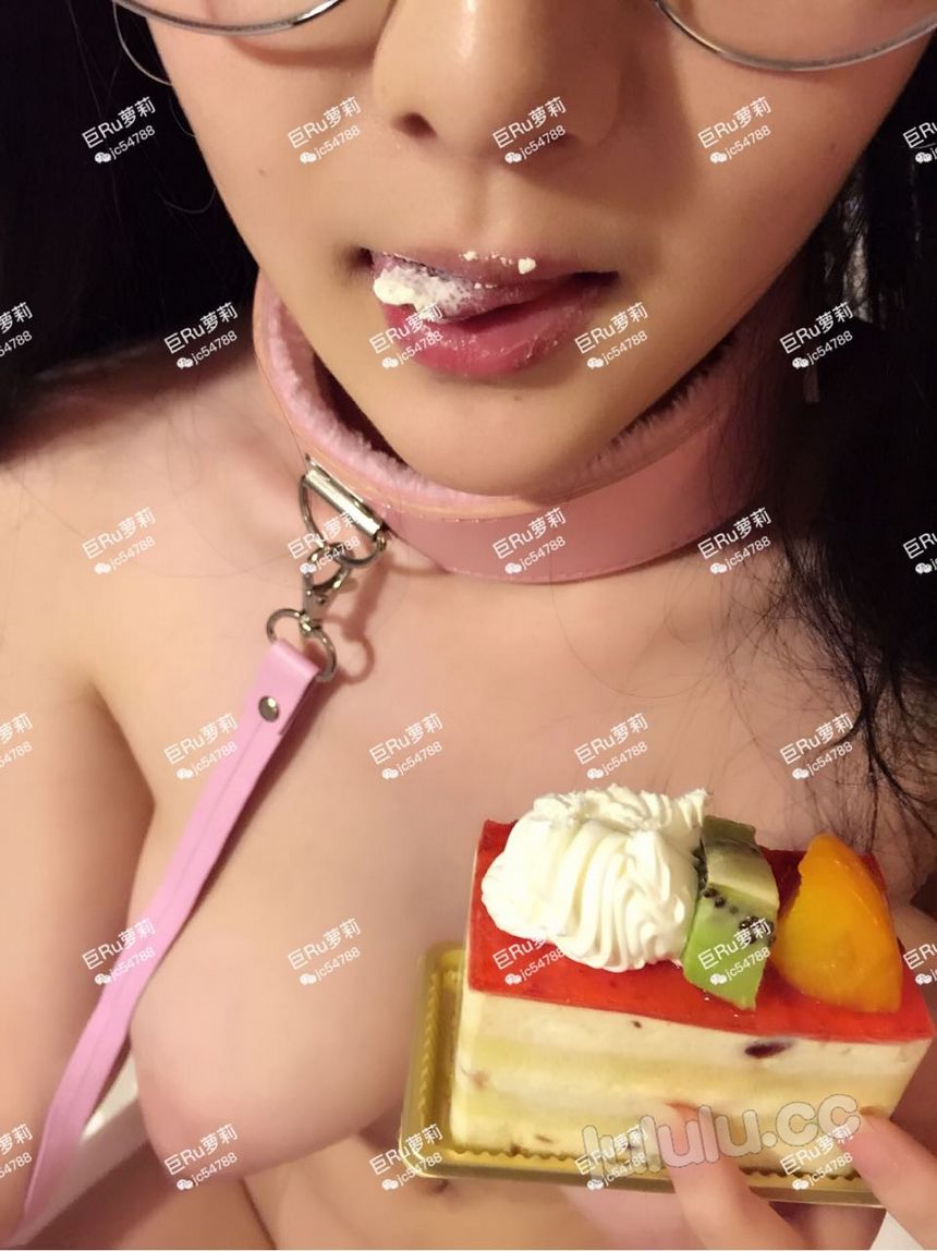 极品爆乳网红巨RU萝莉私拍无圣光套图[125P]