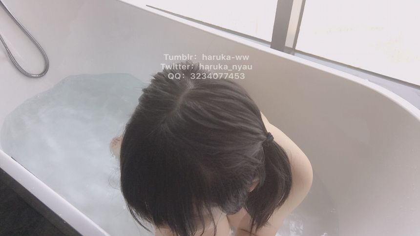 极品网红悠宝VIP无圣光套图[42P]
