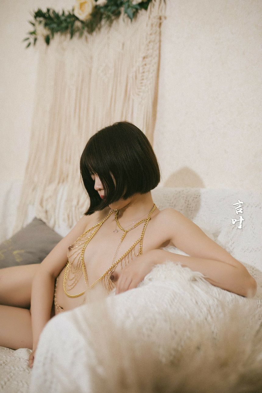 极品网络红人Feliciahan言言言叶无圣光套图[96P]