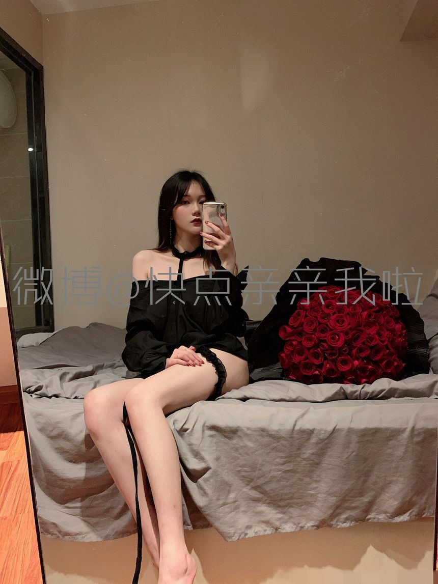 极品网络红人快点亲亲我吖短裙洗澡无圣光套图[40P]