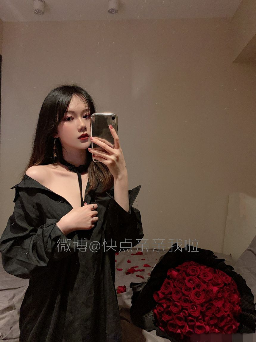 极品网络红人快点亲亲我吖短裙洗澡无圣光套图[40P]