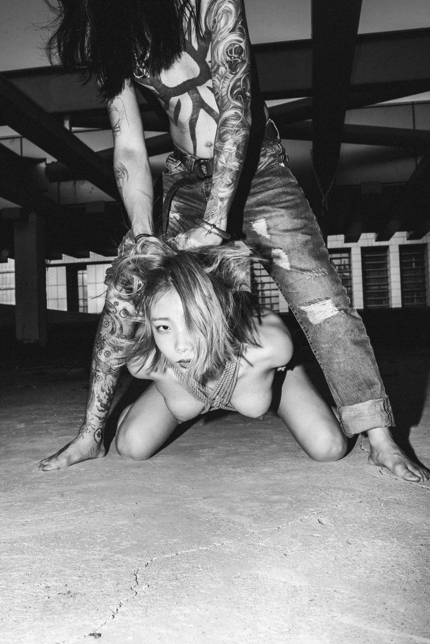 极品网络红人水原美绪SM捆绑无圣光套图[53P]