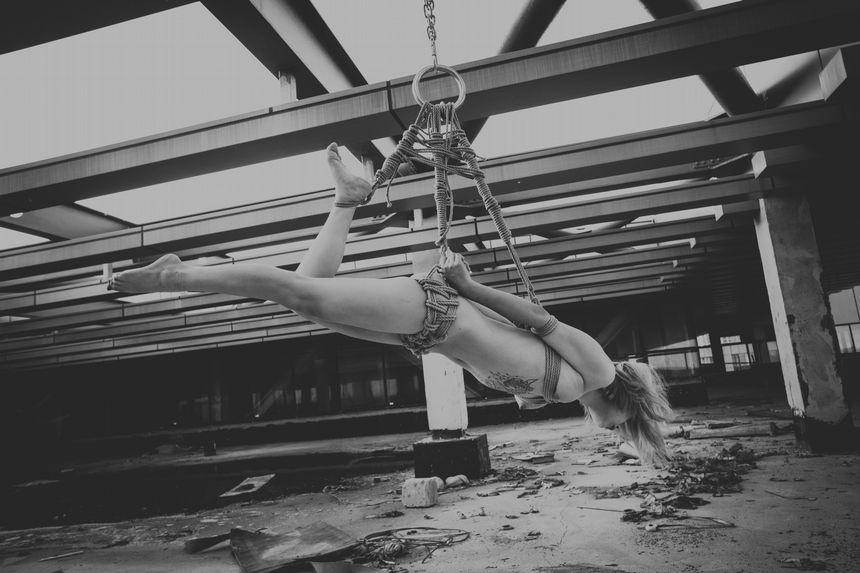 极品网络红人水原美绪SM捆绑无圣光套图[53P]