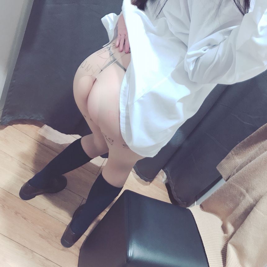 极品网络红人芝麻酱商场无圣光套图[43P]