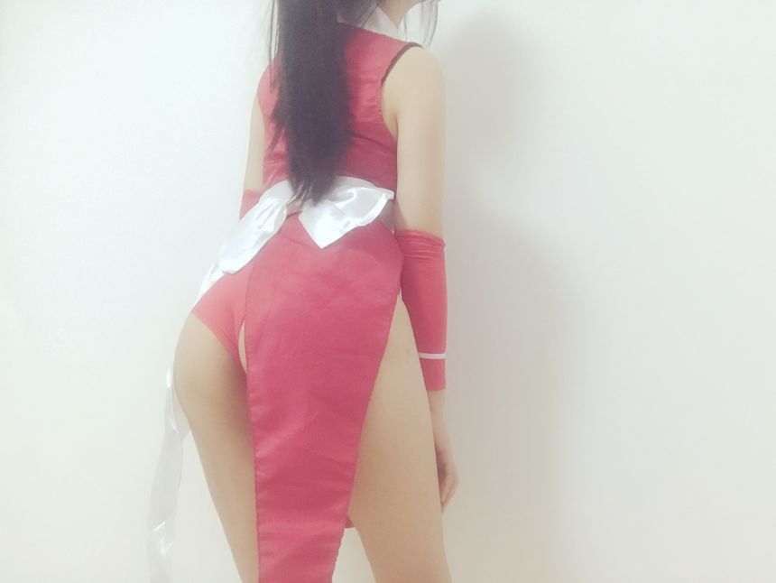 极品网络红人芝麻酱试衣间火舞无圣光套图[41P]