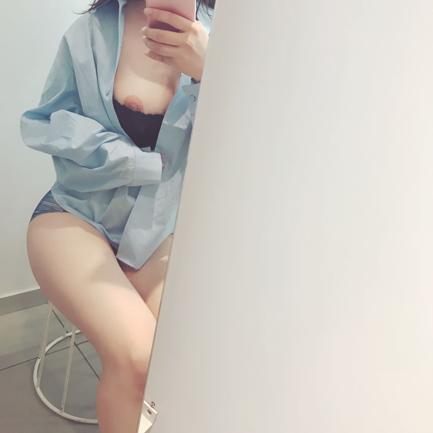 极品网络红人芝麻酱试衣间火舞无圣光套图[41P]